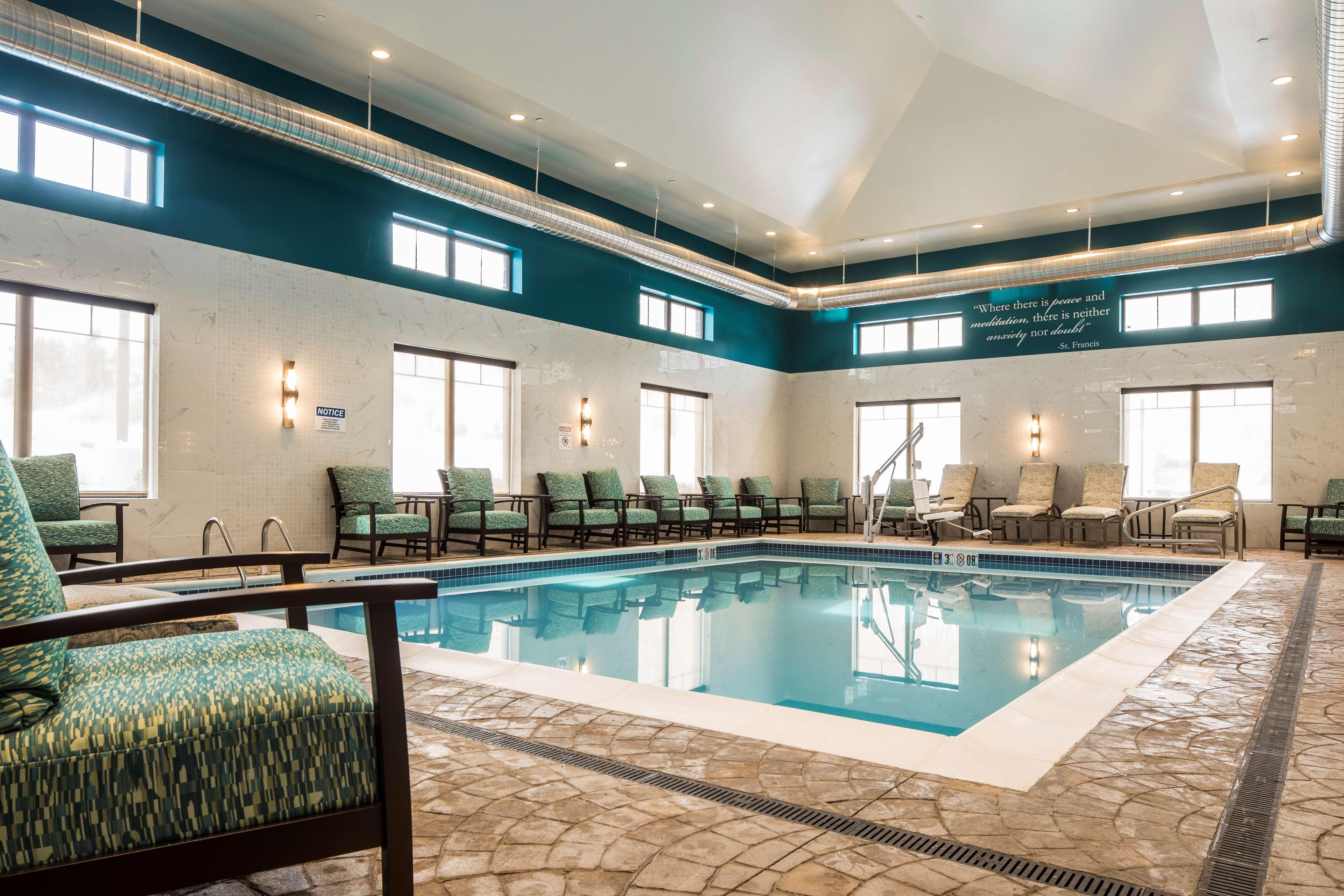 Best Western Plus Franciscan Square Inn & Suites Steubenville Exterior photo